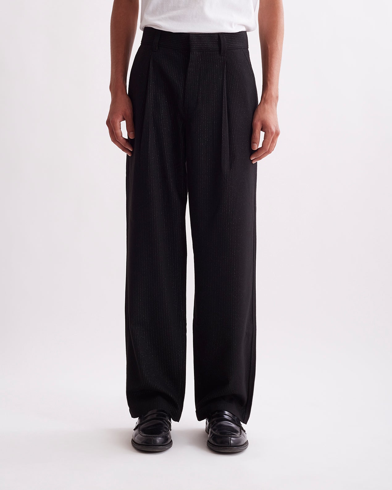 Buy Indian Terrain Men Brown Brooklyn Slim Fit Solid Regular Trousers -  Trousers for Men 11336744 | Myntra